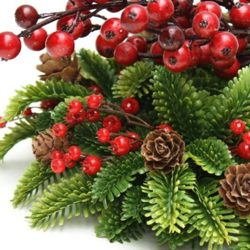Natale-fiori-bacche-e-pigne
